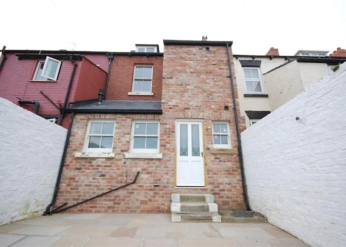 4 Bed In Whitby Oc-W919